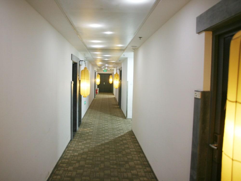 China Community Culture & Art Hotel Qingdao Buitenkant foto