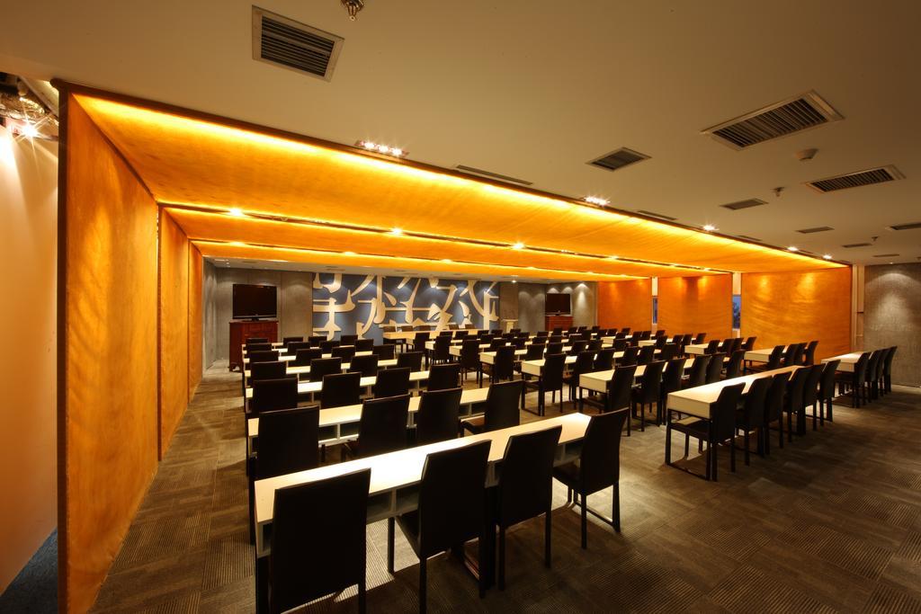 China Community Culture & Art Hotel Qingdao Buitenkant foto