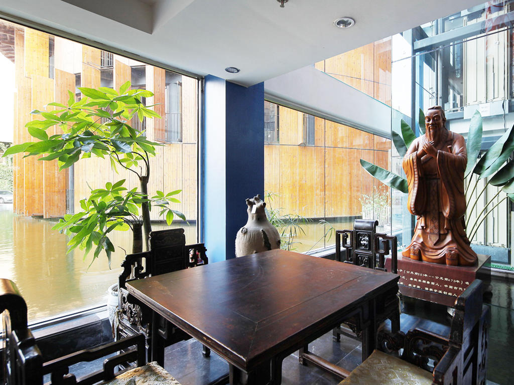 China Community Culture & Art Hotel Qingdao Buitenkant foto